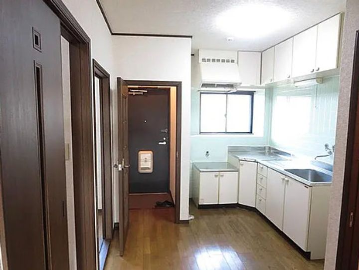 石橋ハイツの居間
