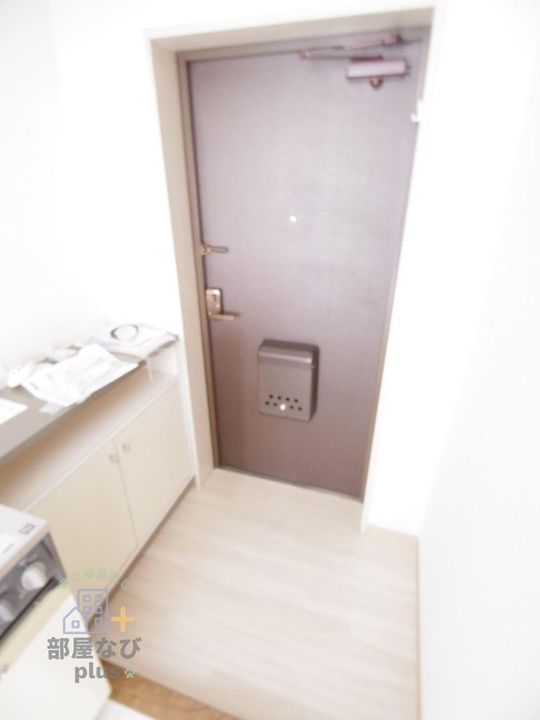 埼玉県所沢市大字松郷(マンション)の賃貸物件の玄関