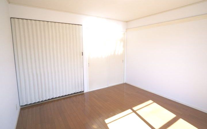 ヴィラネルIの内装