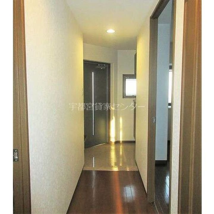 サーパス不動前の玄関