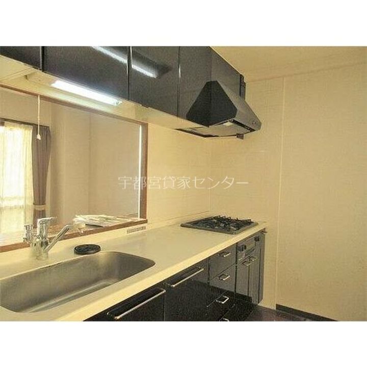 サーパス不動前のキッチン