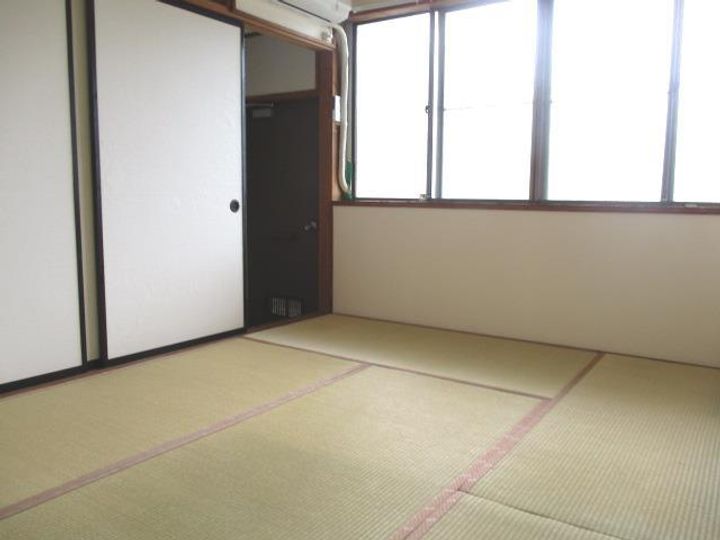 西津田ハイツB棟の内装