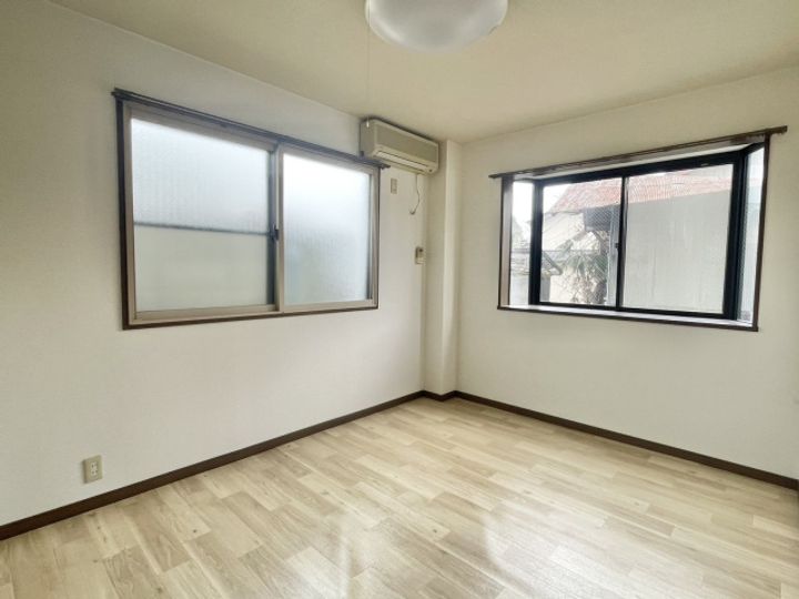 アイランドパレスCの居間