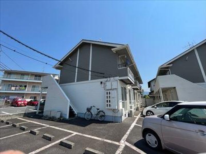 メゾングリンピアDの外観