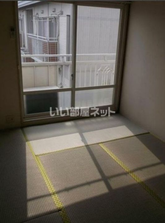 グリーンビレッジ浜玉Bの居間