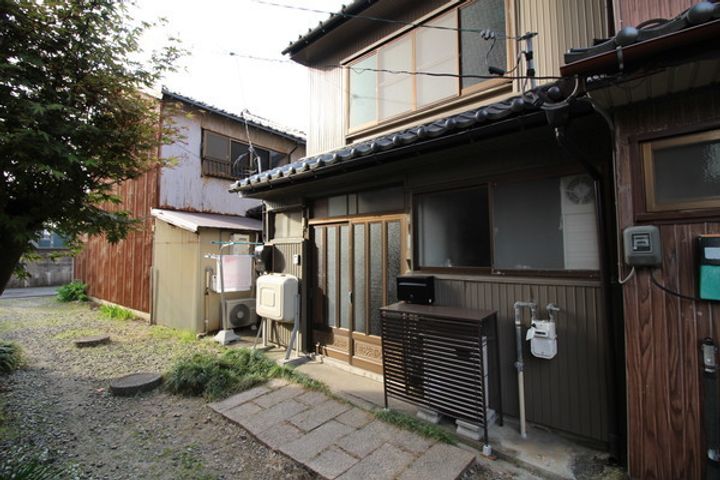 富山県高岡市丸の内(一戸建)の賃貸物件の外観