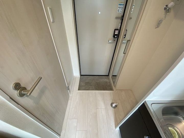 ハーモニーテラス若宮VIの玄関