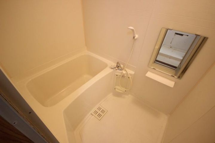 滋賀県大津市平津1(アパート)の賃貸物件の風呂