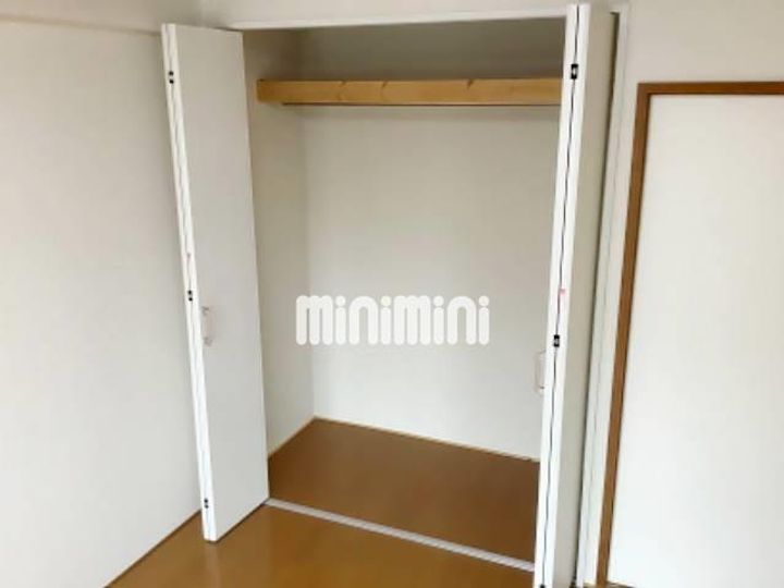 ハイツ・ぷりまべーらIIの内装