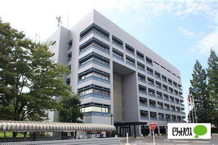 メゾン・ド・ボナールの周辺