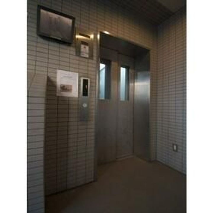 ルクレ代田橋の外観