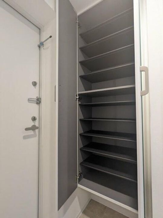 東京都世田谷区三軒茶屋1(マンション)の賃貸物件の玄関