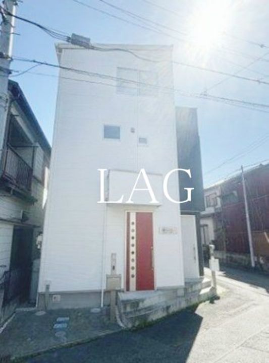 ラグゼスイート川口新井宿の外観