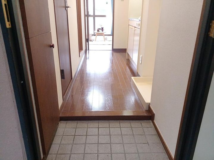 オリオン・MSの玄関