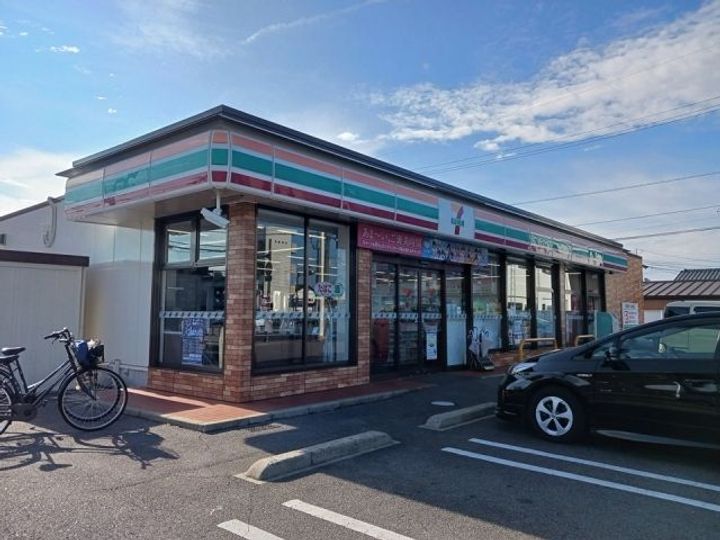 日の出1丁目アパート(028320901)の周辺