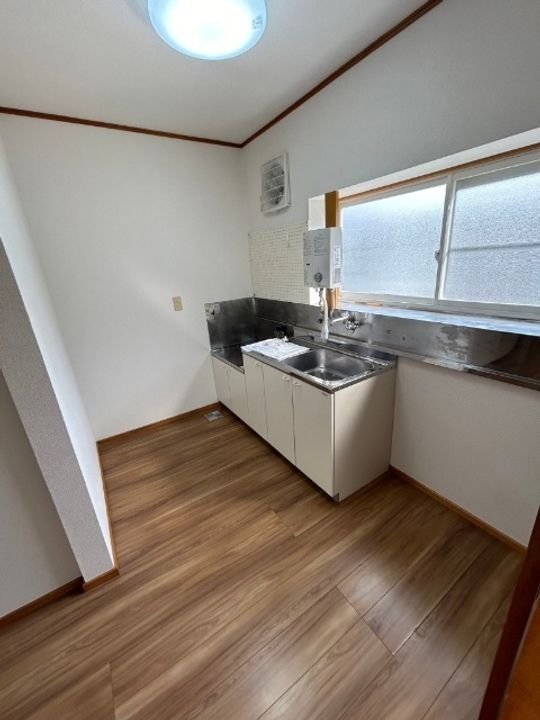 秋田県由利本荘市石脇字田尻野(一戸建)の賃貸物件のキッチン