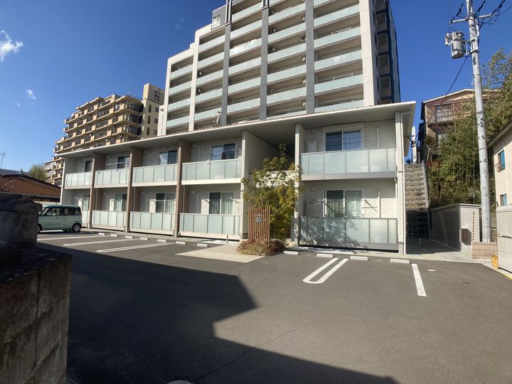 (設備充実)the HAUS(ザ・ハウス)の外観