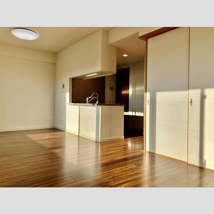 ライオンズ久米川美彩の杜の居間