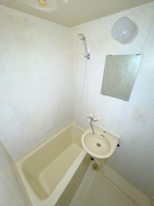 カーサ南大正の風呂