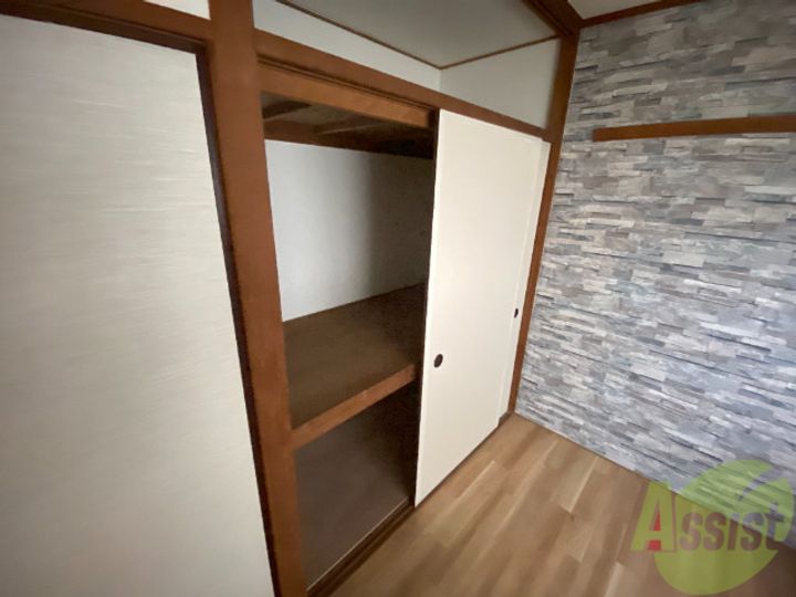 ダイバーシティ神戸長田の内装