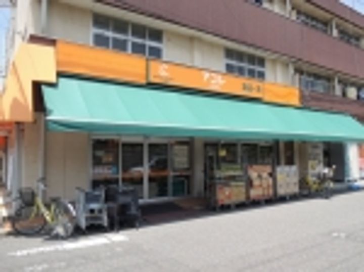 ラパーチェ プリモの周辺