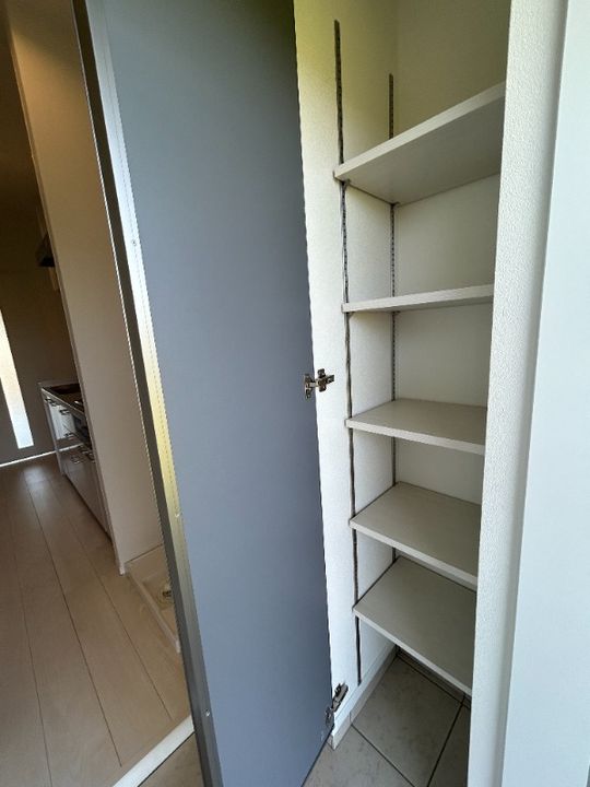 RiviereCityM24の玄関