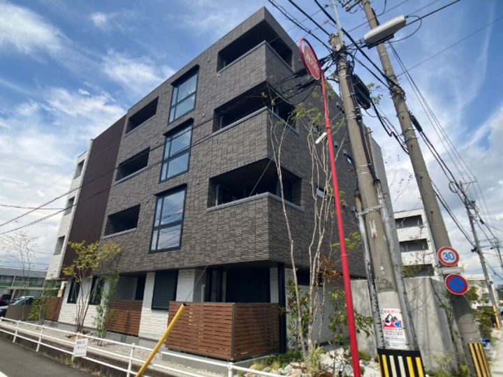 リオリエントプレミアスの外観