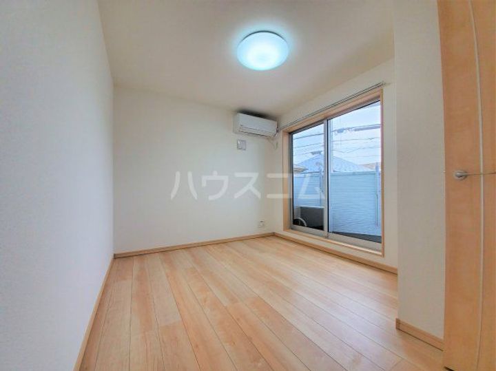 リーフ北小岩の居間