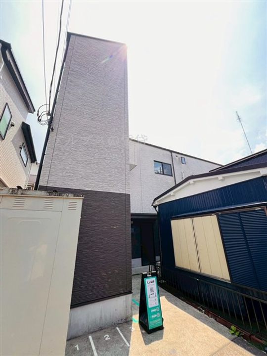 COMFIE横浜戸部の外観