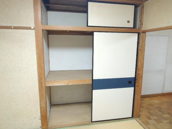 中川マンションの内装
