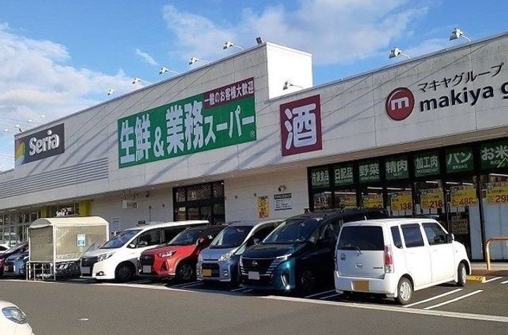 コリーヌシャンブルの周辺