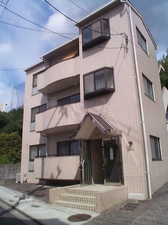 プラザエノモトの外観