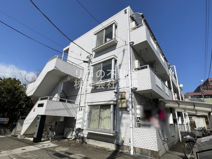 パールハイツ生田の外観