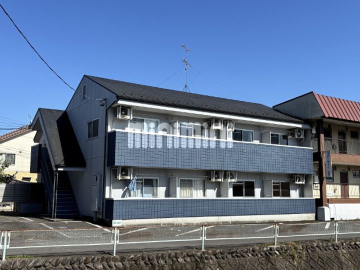 リバーサイド山王の外観