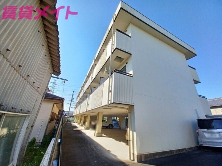 ウッズフェアリーの外観
