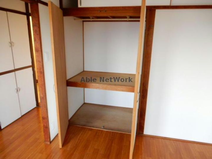 ヤマヨネビルの内装