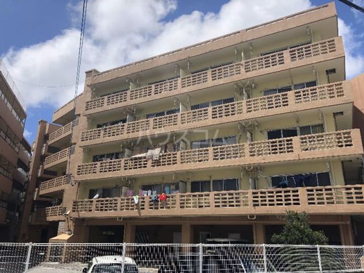 赤畑アパートの外観