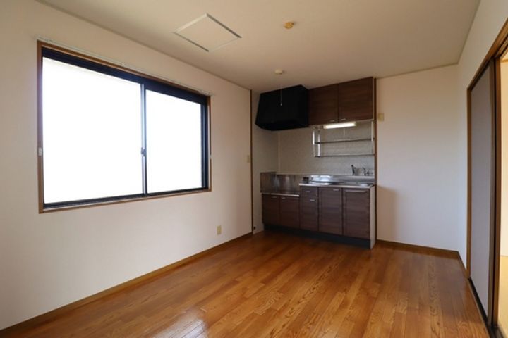 岡山県岡山市中区福泊(アパート)の賃貸物件の居間