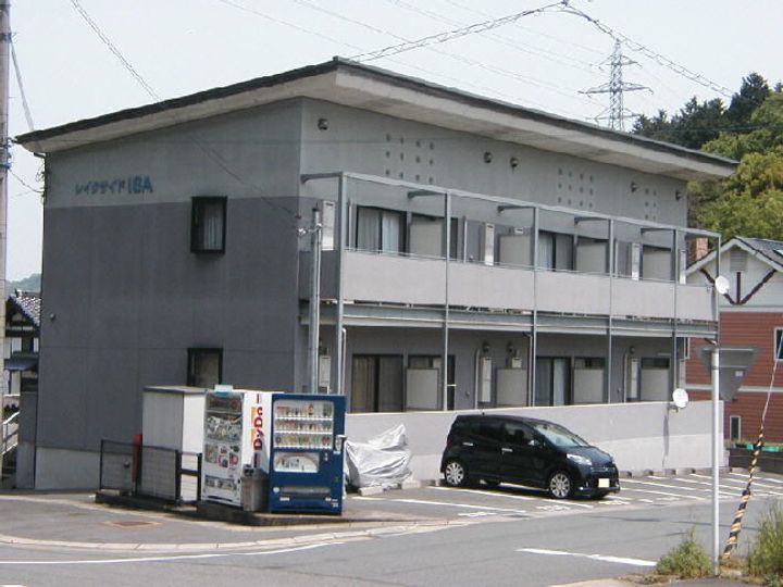 レイクサイドISAの外観