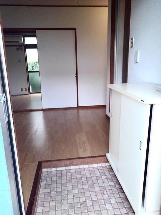 コスモハイツの玄関