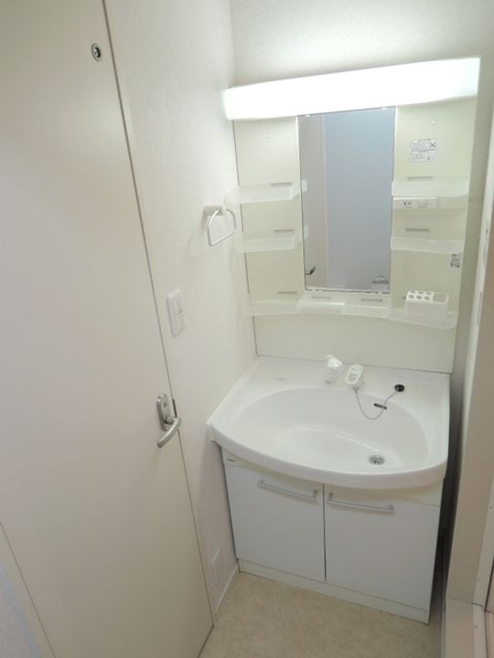 プルミエール鷹番の内装