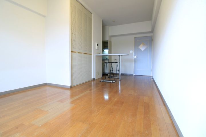 サニークレスト南林寺の居間