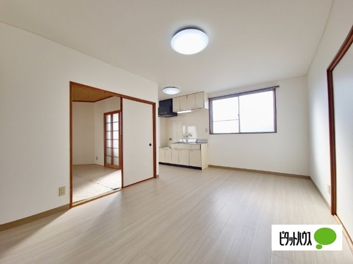 アーバンビュー丸山の居間