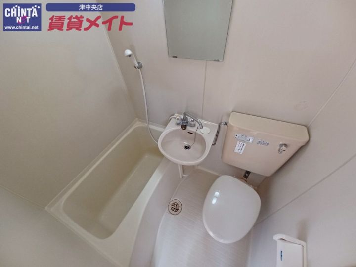 コリーヌ栗真の風呂