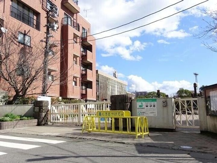 セジュール南郡元の周辺
