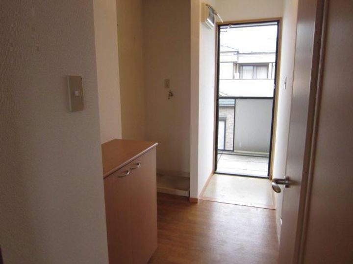 富久屋ハイツ2の玄関