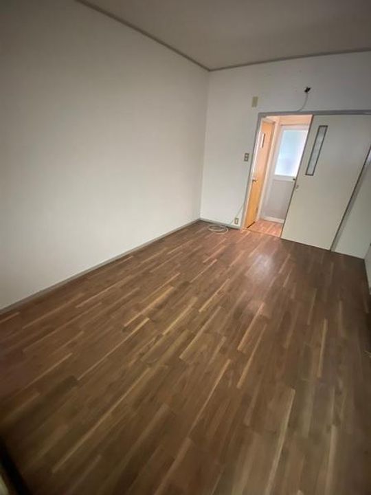 大阪府寝屋川市萱島東2(一戸建)の賃貸物件の居間