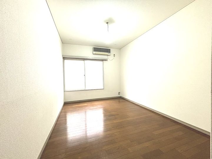 メゾン・ド・パフィオの居間