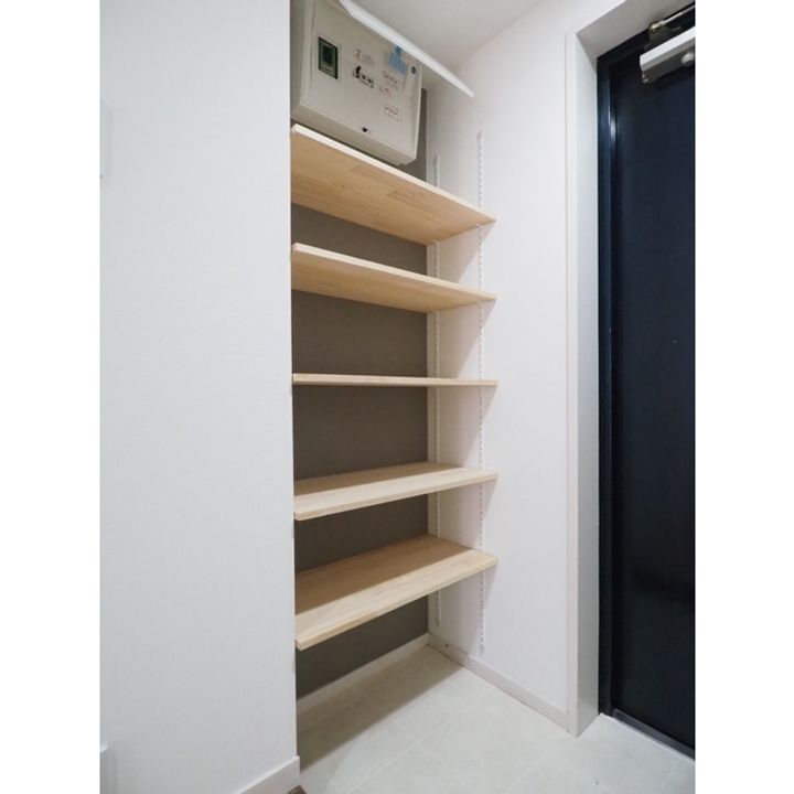 木村ビルの玄関