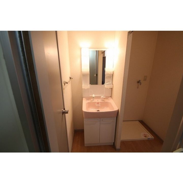 メゾンボナセーラA棟の内装